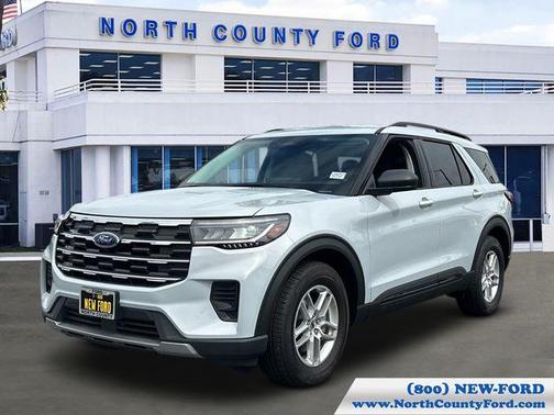 White Metallic 2026 Ford Explorer Active