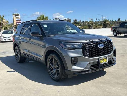 Carbon 2026 Ford Explorer ST-Line