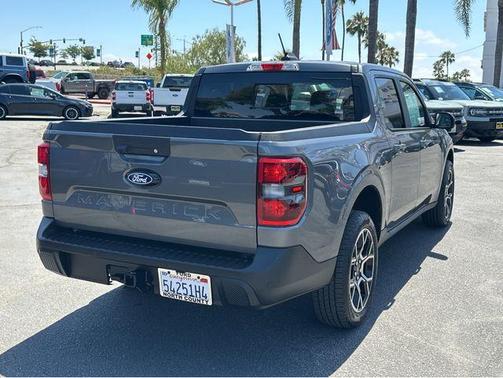Gray Metallic 2025 Ford Maverick Lariat