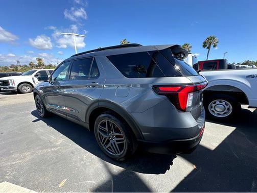 Gray Metallic 2025 Ford Explorer ST