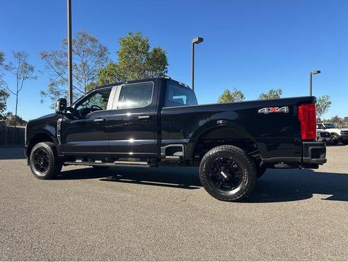 Black Metallic 2026 Ford F-250 XL