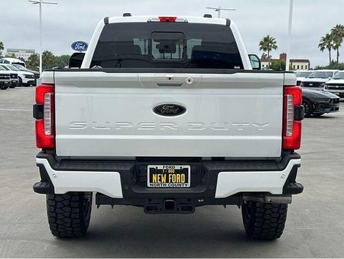2025 Ford F-350 Lariat Super Duty