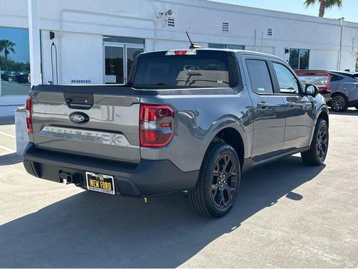 Carbon 2026 Ford Maverick Lariat