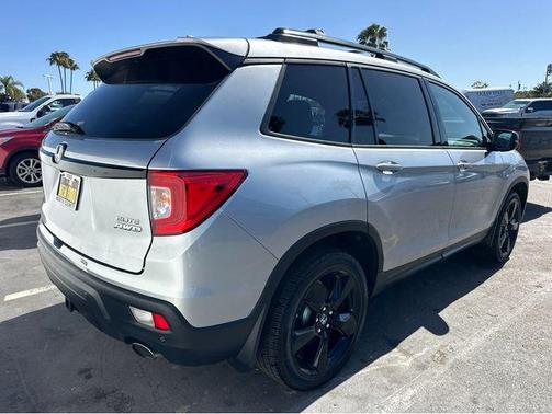 Lunar Silver Metallic 2020 Honda Passport Elite