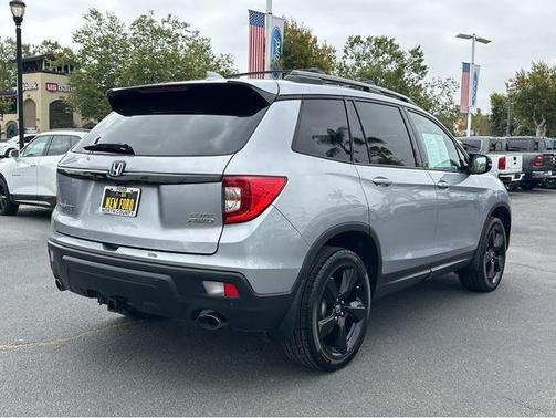 Lunar Silver Metallic 2020 Honda Passport Elite