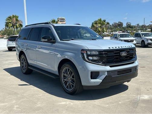 Gray 2026 Ford Expedition Platinum