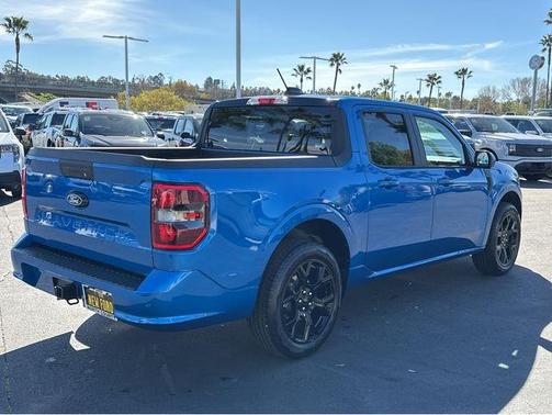 Blue 2026 Ford Maverick Lobo Standard