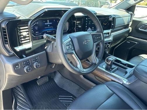 Slate Gray Metallic 2024 Chevrolet Silverado 1500 LT Trail Boss