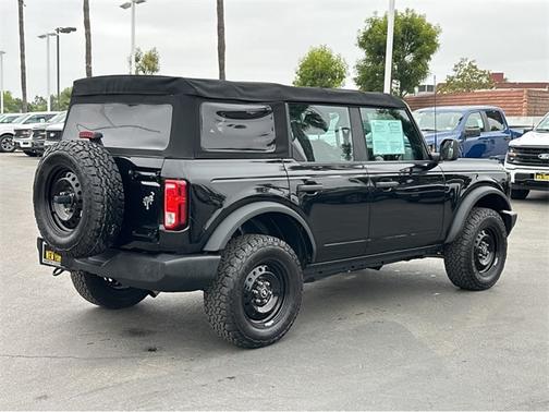 2022 Ford Bronco BASE