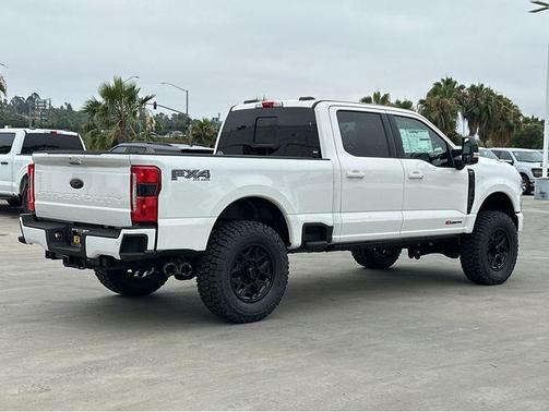 White Metallic 2025 Ford F-350 Lariat Super Duty