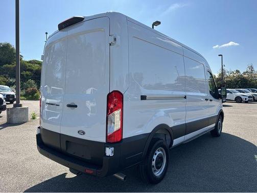 2026 Ford Transit-250 148 WB Medium Roof Cargo