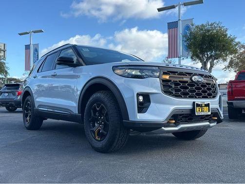 White Metallic 2026 Ford Explorer Tremor