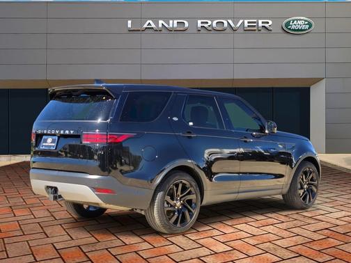 Santorini Black Metallic 2025 Land Rover Discovery P300 S