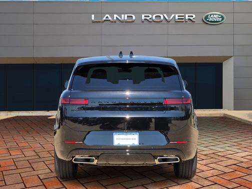 Santorini Black Metallic 2027 Land Rover Range Rover Sport SE