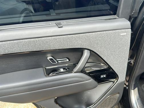 Santorini Black Metallic 2024 Land Rover Range Rover Sport Autobiography