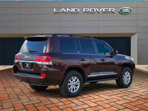 2017 Toyota Land Cruiser Base