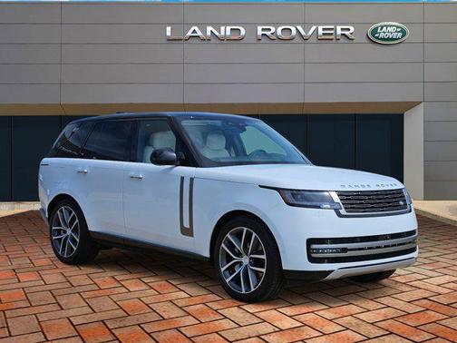 2025 Land Rover Range Rover P400 SE