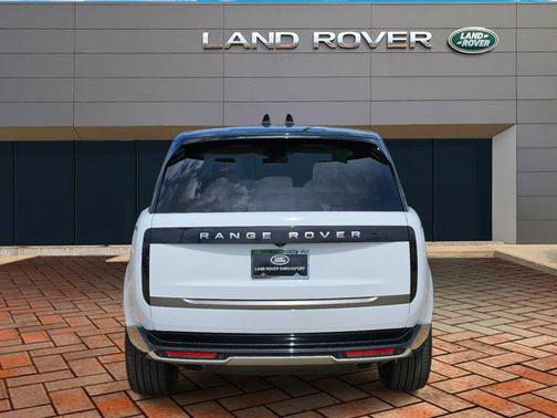 2025 Land Rover Range Rover P400 SE