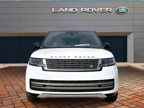 2025 Land Rover Range Rover P530 SE