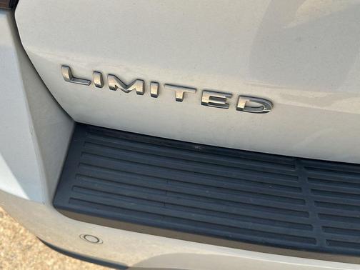 Star White Metallic Tri-Coat 2021 Ford Expedition Max Limited