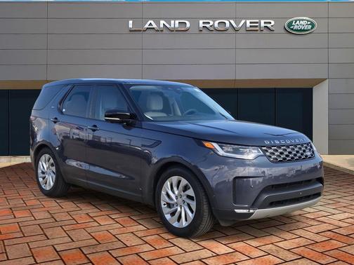 Varesine Blue Metallic 2025 Land Rover Discovery P300 S