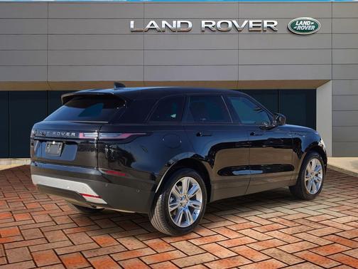 Santorini Black Metallic 2026 Land Rover Range Rover Velar P250 S