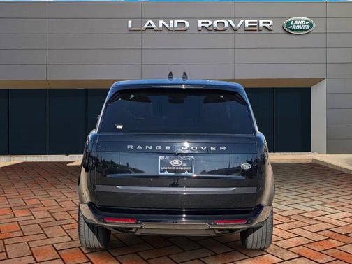 2023 Land Rover Range Rover P530 SE