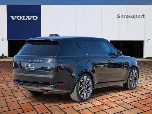 2023 Land Rover Range Rover P530 SE