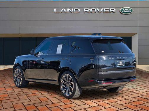 2023 Land Rover Range Rover P530 SE