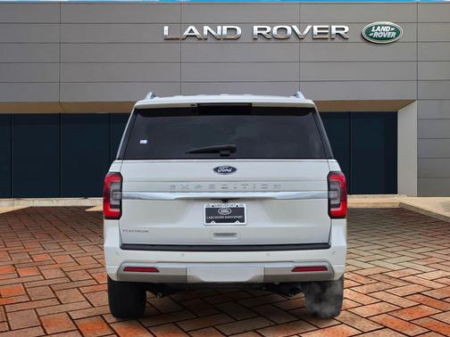Star White Metallic Tri-Coat 2023 Ford Expedition Platinum