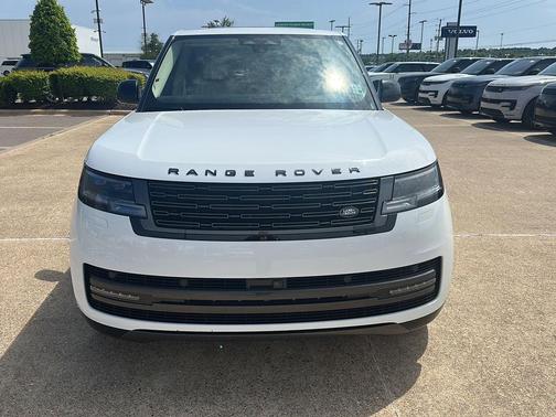Fuji White 2024 Land Rover Range Rover P530 SE