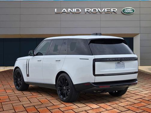 Fuji White 2024 Land Rover Range Rover P530 SE