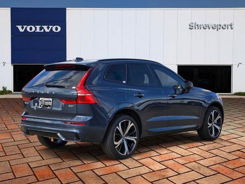 2025 Volvo XC60 B5 Ultra