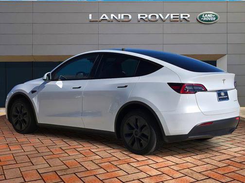 2025 Tesla Model Y Long Range Dual Motor All-Wheel Drive