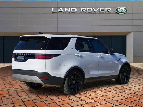 2025 Land Rover Discovery P300 S