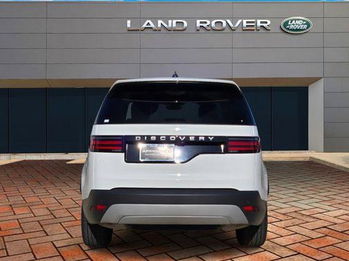 2025 Land Rover Discovery P300 S