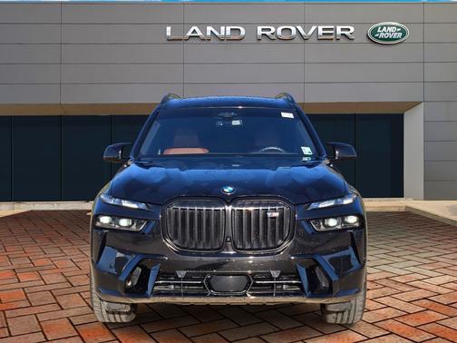 2024 BMW X7 M60i