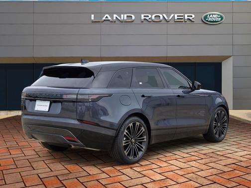 Varesine Blue Metallic 2026 Land Rover Range Rover Velar P250 SE R-Dynamic