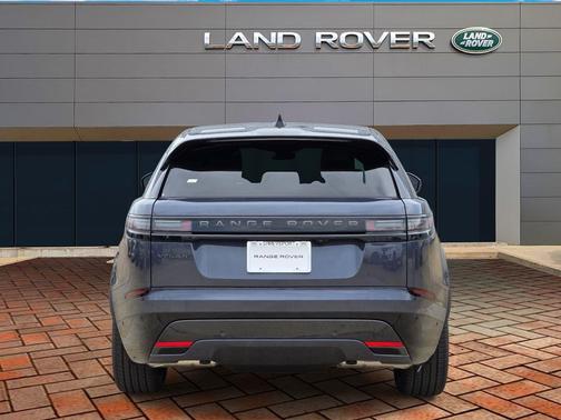 Varesine Blue Metallic 2026 Land Rover Range Rover Velar P250 SE R-Dynamic