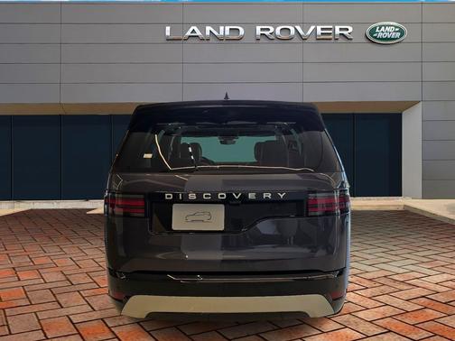 Varesine Blue Metallic 2026 Land Rover Discovery Gemini Edition