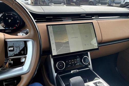 2023 Land Rover Range Rover P530 SE