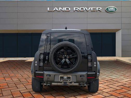 2024 Land Rover Defender 110 P525 Carpathian Edition