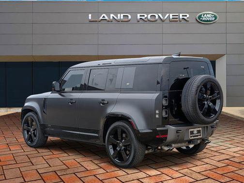 2024 Land Rover Defender 110 P525 Carpathian Edition