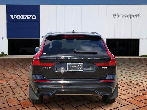 2025 Volvo XC60 Plug-In Hybrid T8 Plus