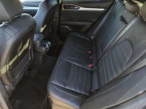 2018 Alfa Romeo Stelvio Ti Sport