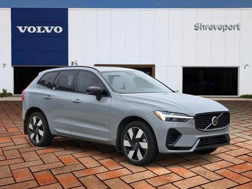 2025 Volvo XC60 Plug-In Hybrid T8 Plus