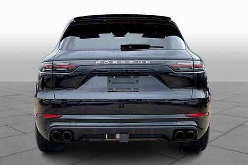 2022 Porsche Cayenne Turbo
