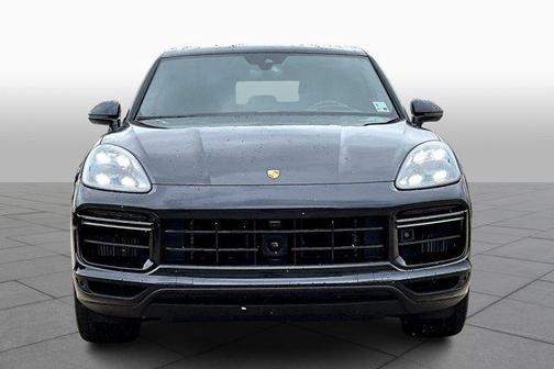 2022 Porsche Cayenne Turbo