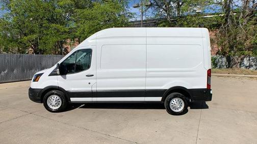 Oxford White 2023 Ford Transit-250 Base