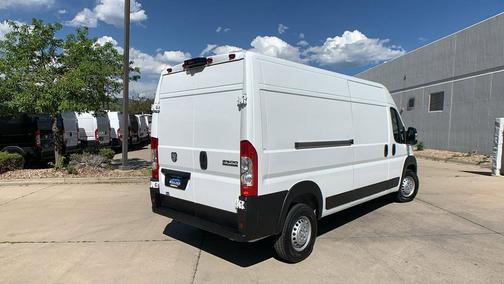 Bright White Clearcoat 2025 RAM ProMaster 2500 Tradesman